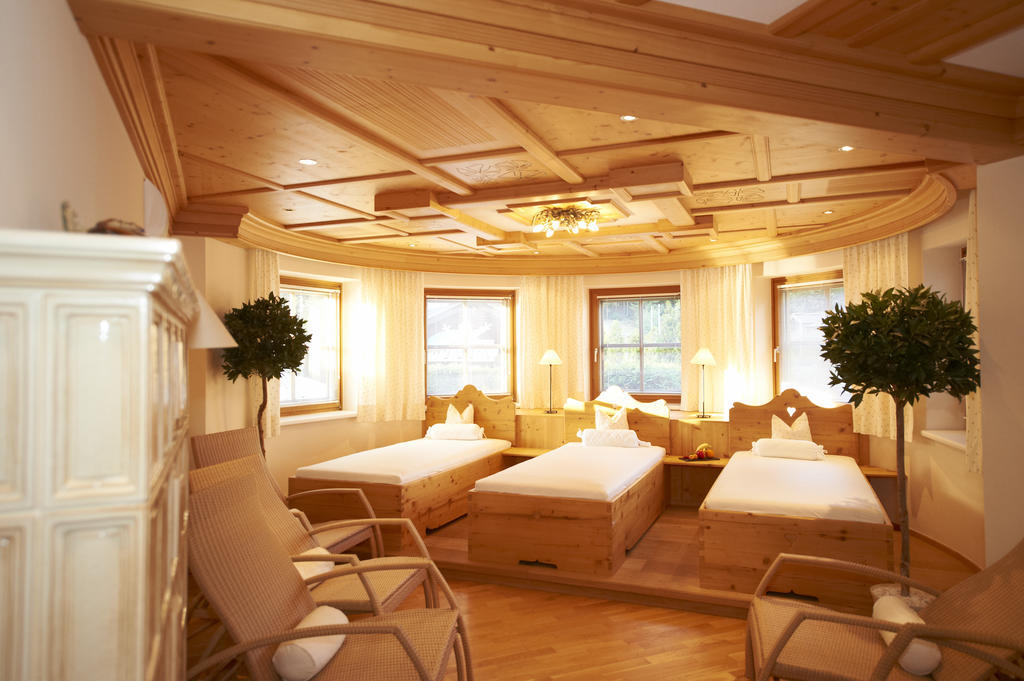 Hotel Happy Filzmoos Εξωτερικό φωτογραφία